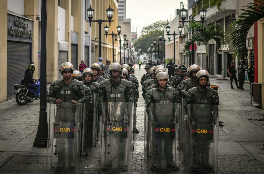  El chavismo redobla la presencia policial y militar en las calles de Caracas