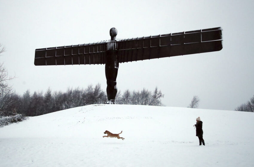  Fuertes nevadas causan interrupciones generalizadas en Reino Unido y Alemania