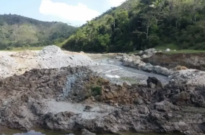  La minería ilegal: una de las razones de la disputa entre el ELN y el Clan del Golfo en Chocó