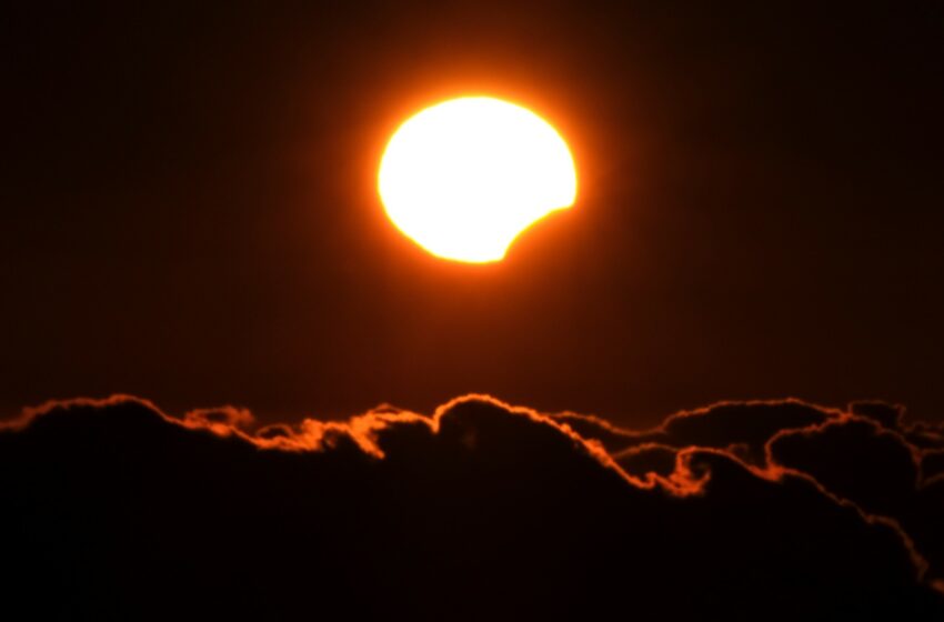  Cómo ver el eclipse solar de marzo 2025