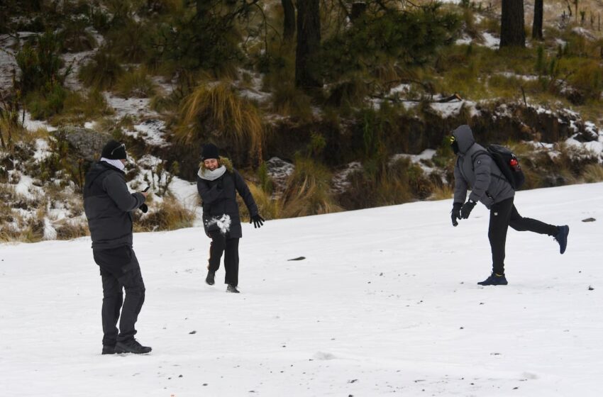 De temperaturas de 45º a nieve y heladas: contrastes en el clima del fin de semana en México