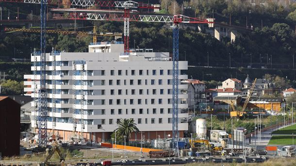  El euríbor registra su mayor caída en más de 15 años y se sitúa en el 2143 %