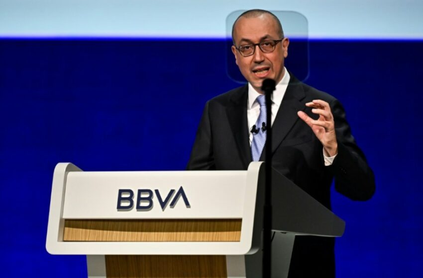 Autoridad española de competencia autoriza OPA hostil de BBVA sobre Sabadell