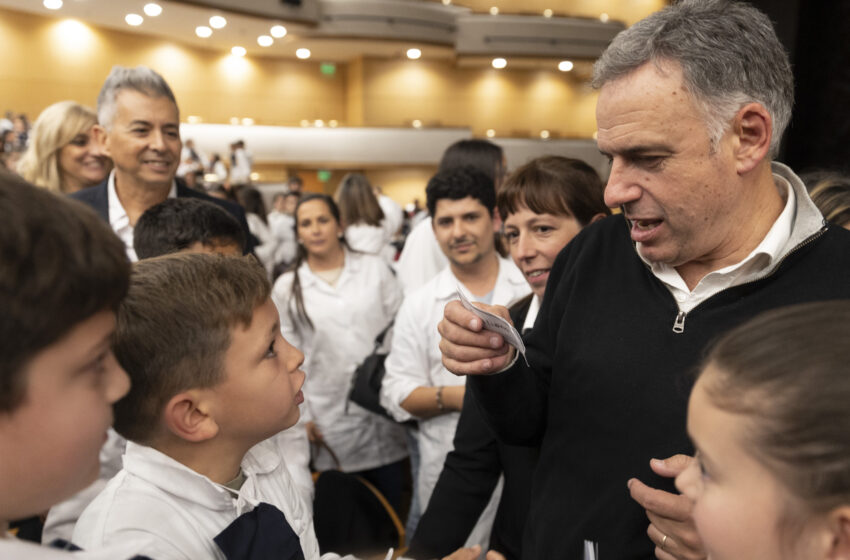 Alumnos de escuelas rurales de todo el país presenciaron obra del Ballet Nacional del Sodre