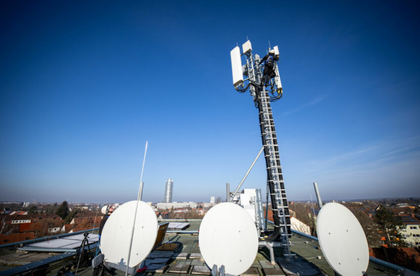 Los operadores europeos de telecomunicaciones fijarán su postura en las normas de la UE sobre fusiones