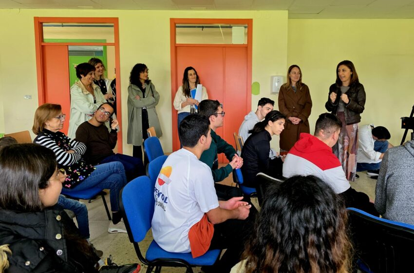 Gloria Prada acompañó, en representación del Alcalde de Monforte, a la Conselleira de …