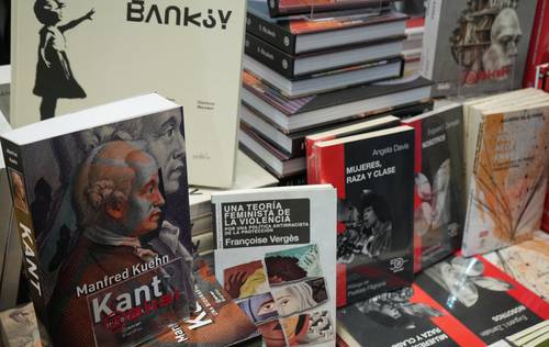 Akal festeja 15 años en México con un vasto programa de actividades y lanzamientos