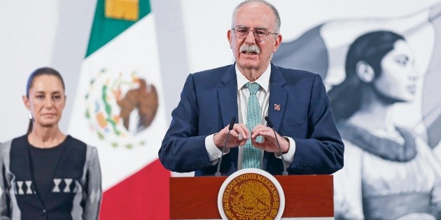 Gusano barrenador “se le fue de control” a EU: Berdegué