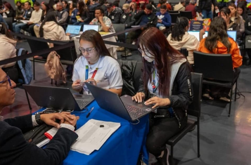 Trabajo sí hay Bogotá: accede a 70 vacantes conductores y operadores de parqueo