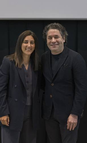 Filme de María Valverde examina la sordera a través de la música