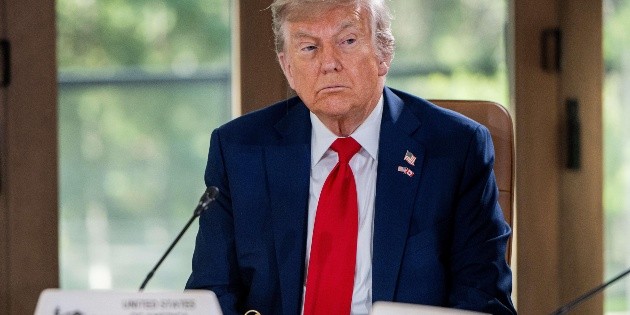 Trump dice que Irán acabará cerrando un acuerdo sobre su programa nuclear con EU