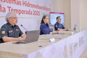 Evelyn Salgado da seguimiento a efectos de lluvias tras el paso de Flossie en costas de Guerrero