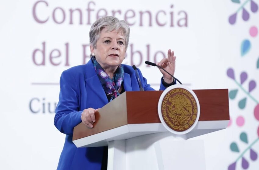  Semarnat lanzan estrategia nacional para limpiar las playas de plásticos; comenzará en 5 estados