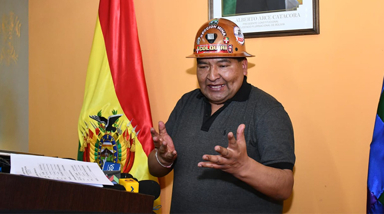 Bloqueos causan millonarias pérdidas a la minería, denuncia el ministro del sector