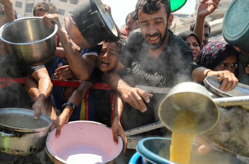 La desnutrición causada por el bloqueo israelí mata a otras diez personas en 24 horas