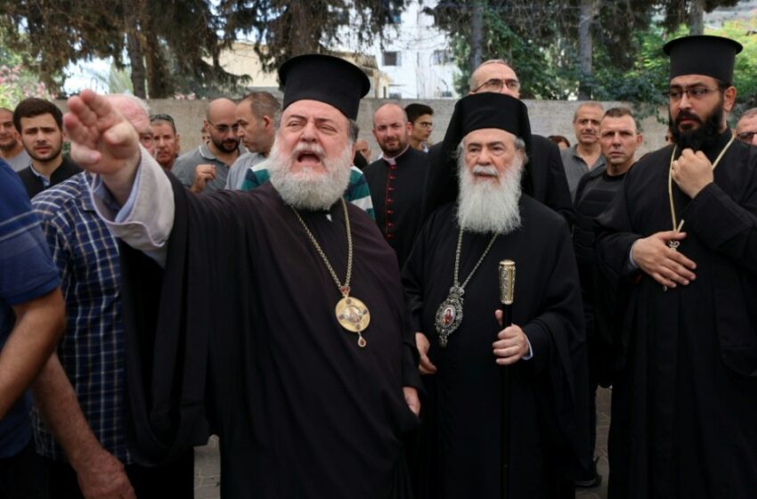  Dos altos dignatarios religiosos viajan a Gaza tras el ataque contra una iglesia