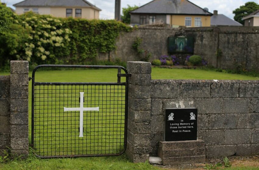 Irlanda inicia la exhumación de 796 bebés muertos en un antiguo hogar religioso para madres solteras