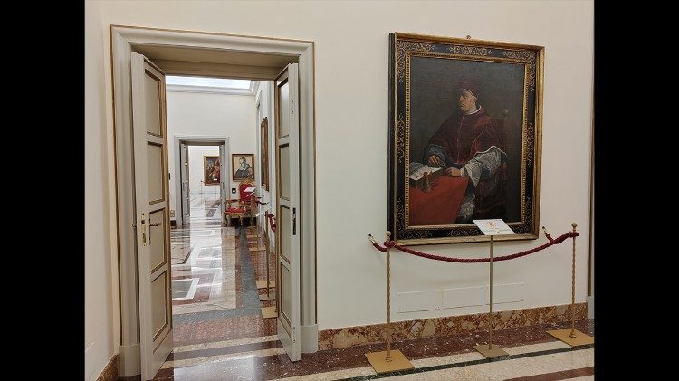 Las salas con los retratos de los Papas