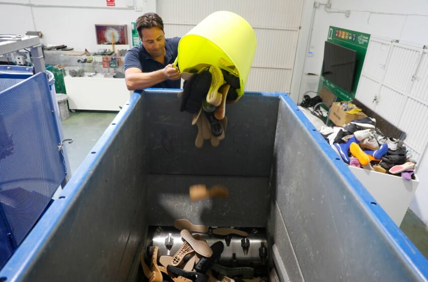La difícil búsqueda de procesos para reciclar zapatos | Clima y Medio Ambiente | EL PAÍS