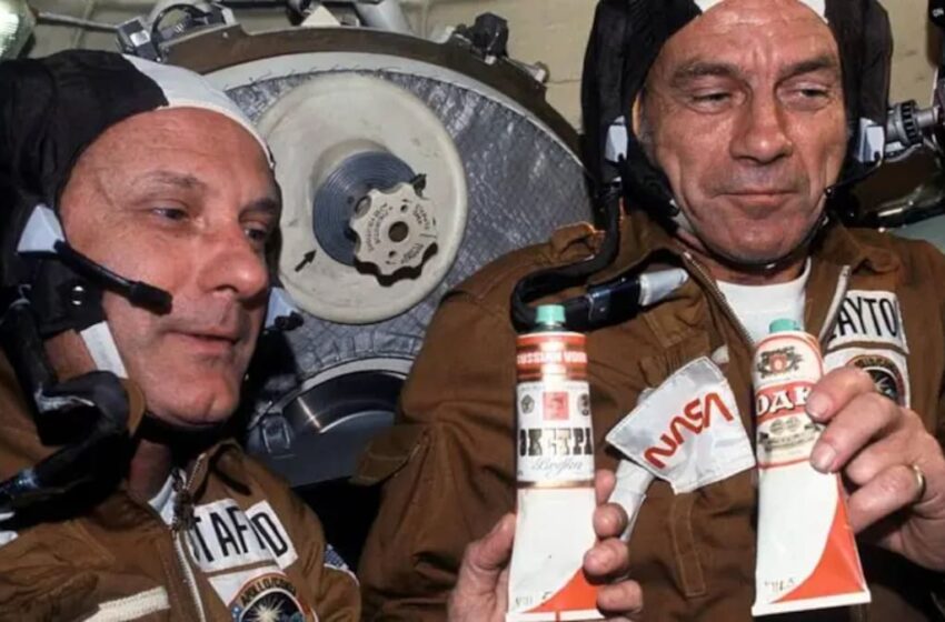  La historia detrás del apretón de manos en órbita que hizo posible la creación de la Estación Espacial Internacional