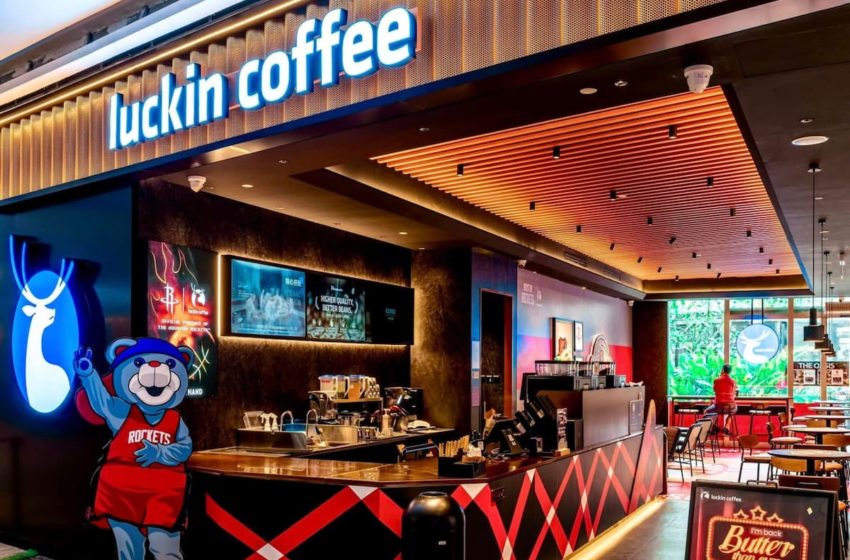Dónde están los nuevos locales de Luckin Coffee en Nueva York: la cadena china que compite con Starbucks