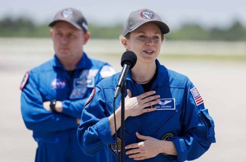 Astronautas de Crew-11 llegan al Centro Espacial Kennedy de la NASA a 5 días del despegue