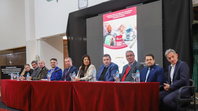 Seminario en San Juan abordó logística, minería y transporte