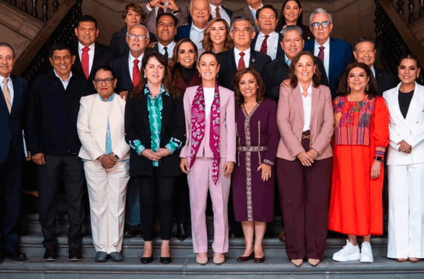  El gobernador Rubén Rocha Moya se reúne con la presidenta Claudia Sheinbaum
