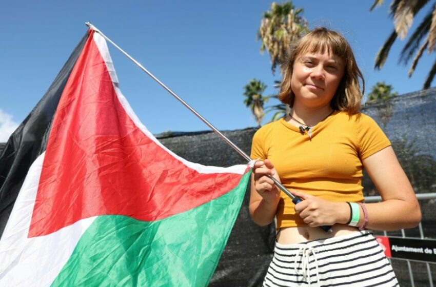Flotilla con Greta Thunberg zarpa de Barcelona con ayuda para Gaza