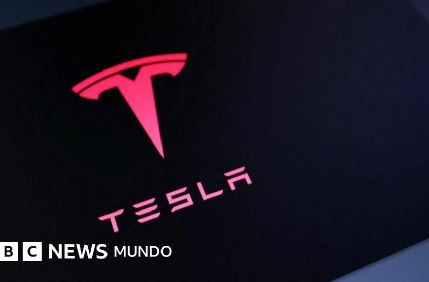 Condenan a Tesla a pagar más de US$200 millones por una falla del piloto automático que causó una muerte