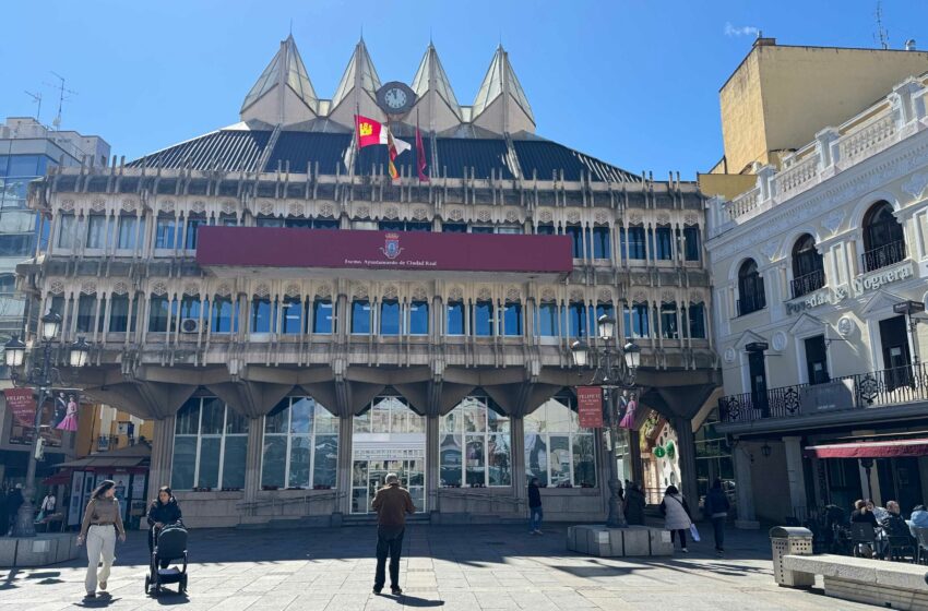  Vox, en contra de los tratamientos antiplagas que realiza el Ayuntamiento de Ciudad Real
