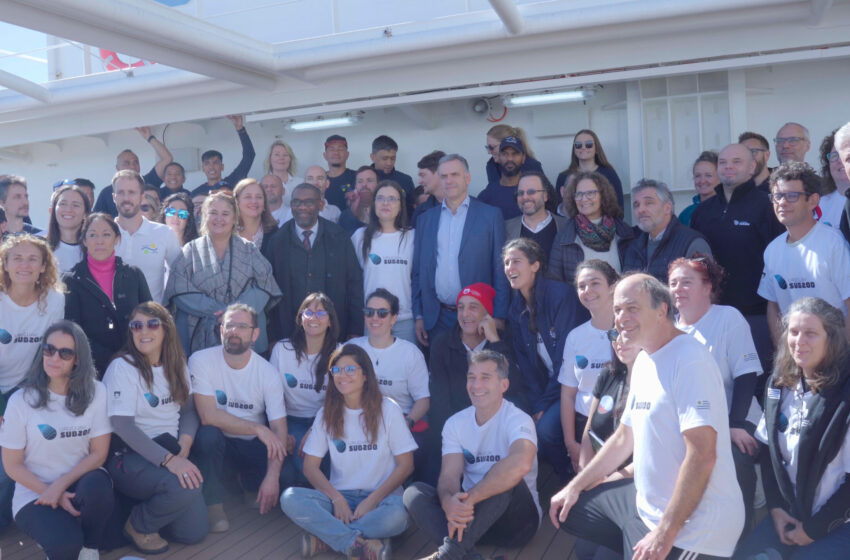Autoridades visitaron el buque científico base de la expedición «Uruguay SUB 200»