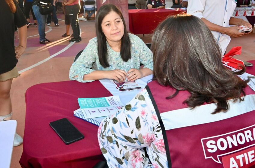  Con "Sonora Atiende" Gobernador Durazo lleva servicios gratuitos a la colonia Las Amapolas