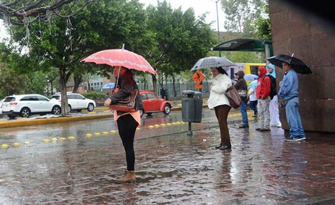 Monzón mexicano y onda tropical 20 provocarán lluvias intensas en el sureste del país