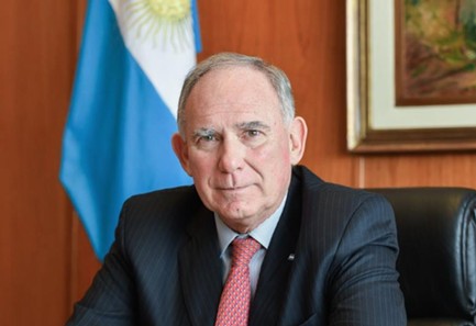 El secretario de Minería de Argentina visita Seúl para promover las oportunidades de inversión