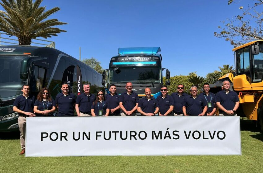  Volvo revoluciona la minería peruana con el camión más seguro del mundo y su primer bus …