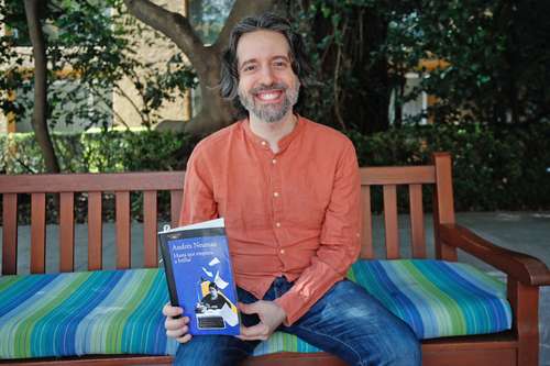Andrés Neuman recupera en una novela la vida de la lexicógrafa María Moliner
