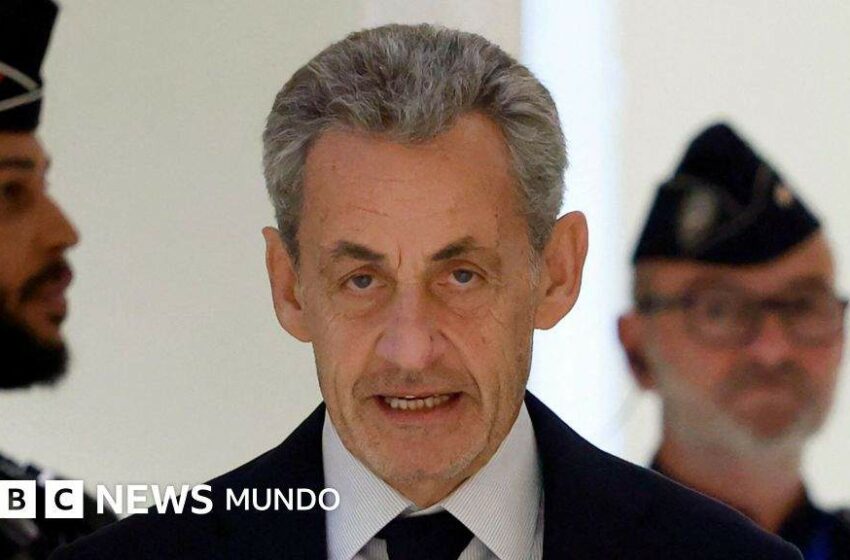  Condenan a 5 años de cárcel al expresidente francés Nicolas Sarkozy por un caso de pagos vinculados a Gadafi