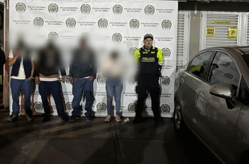 Detienen a cuatro personas involucradas en el hurto de un vehículo en Los Mártires