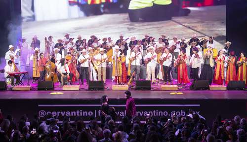 Adriana Cao llevó una muestra de la tradición sonora veracruzana