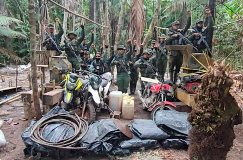  FANB destruye material utilizado para minería ilegal en Amazonas – EL UNIVERSAL