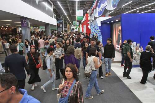  Un tropel de cazadores de experiencias llegó temprano a la Expo Guadalajara