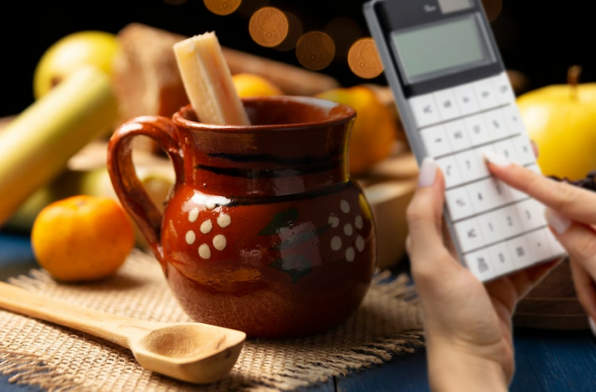  ¿Cuánto cuesta hacer un ponche navideño este 2025? Así están los precios de las frutas