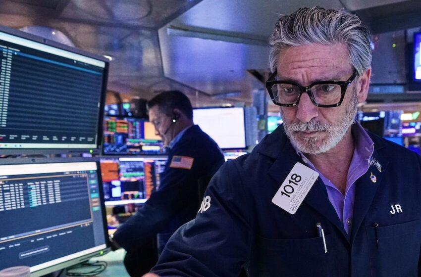  Wall Street cerró en terreno mixto a la espera de la decisión de la Reserva Federal sobre los tipos de interés