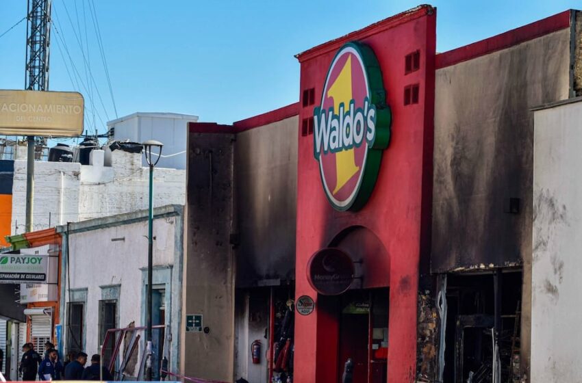  Sonora va por responsables del incendio en Waldo's: Gira orden de aprehensión contra 25 …