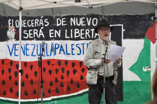  Más de 50 poetas participaron en la lectura Voces para Gaza