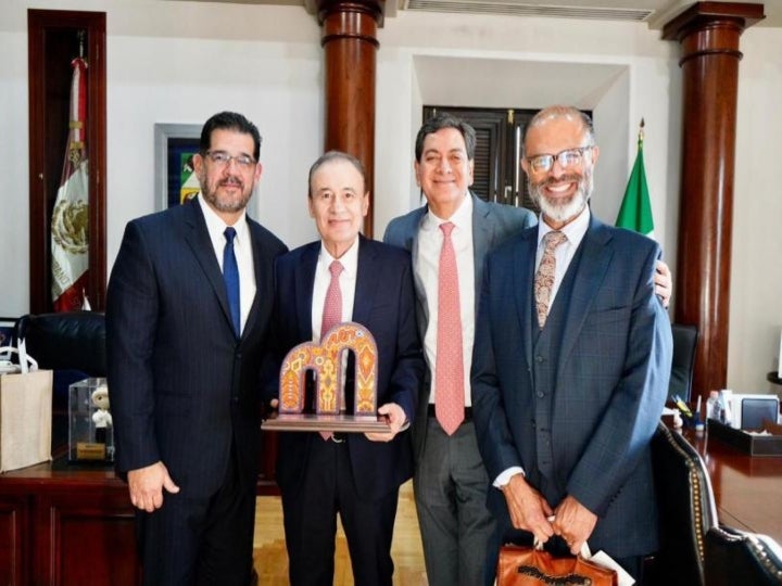  Sonora consolida ruta hacia el desarrollo sostenible; Multiva reconoce gestión financiera del estado