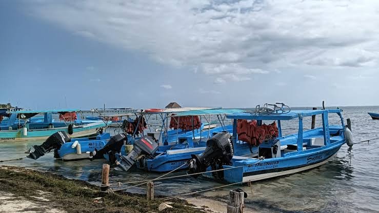  FRENTE FRÍO 37: Cierran puertos en Cozumel, Cancún, Holbox e Isla Mujeres
