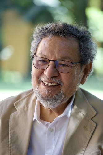  Otorgan a Élmer Mendoza el Premio Jorge Ibargüengoitia