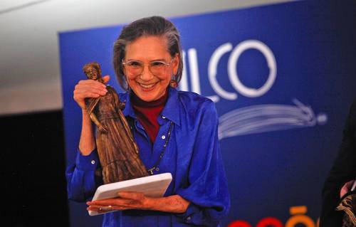  “Viva la feminidad”, arenga Ofelia Medina al recibir un homenaje por su trayectoria
